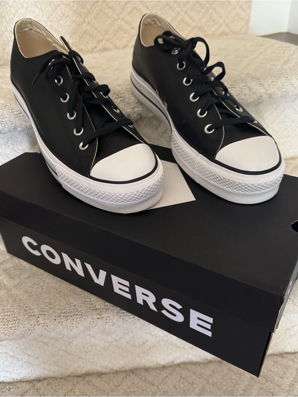 Converse Black and White leather Low-Top Platform Sneakers